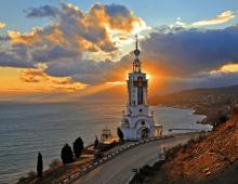 Iglesia del faro (Iglesia del faro) en Malorechensky, Crimea