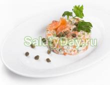 Recipe: Salads with salted salmon Salad with dried beans, fried onions and carrots