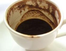 Fortune telling on coffee grounds: interpretation of symbols and figures, decoding rules